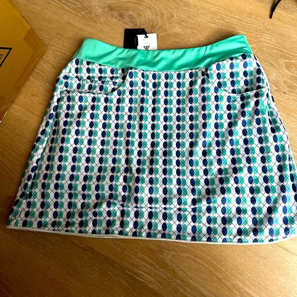 Dresses & Skirts - Maelreg Performance size Medium Golf/Tennis Skort NWT